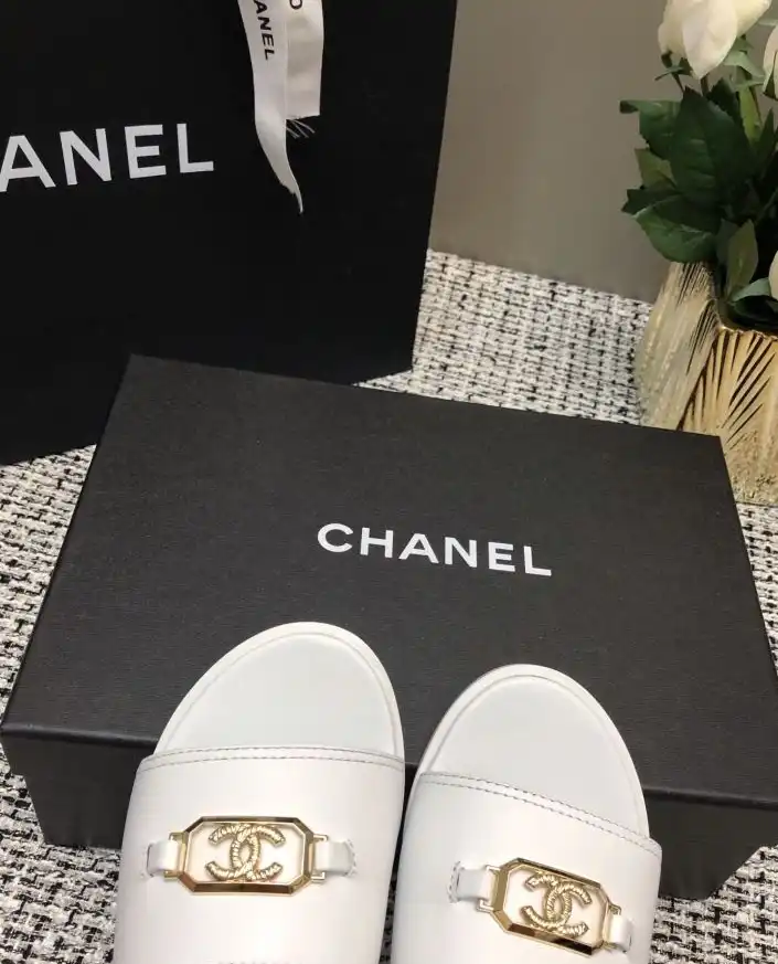 hype Chanel Slippers