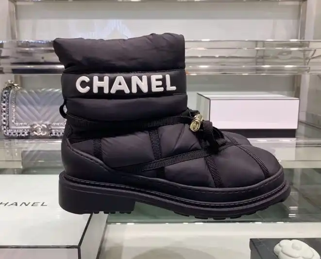 hype Chanel Boots