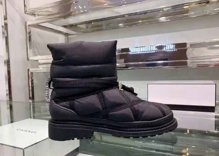 hype Chanel Boots