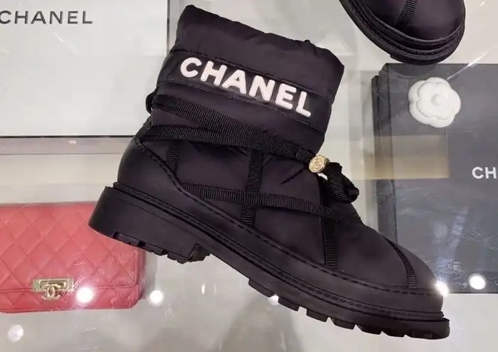 hype Chanel Boots