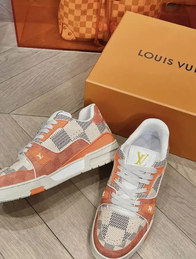 hype Louis Vuitton Sneakers