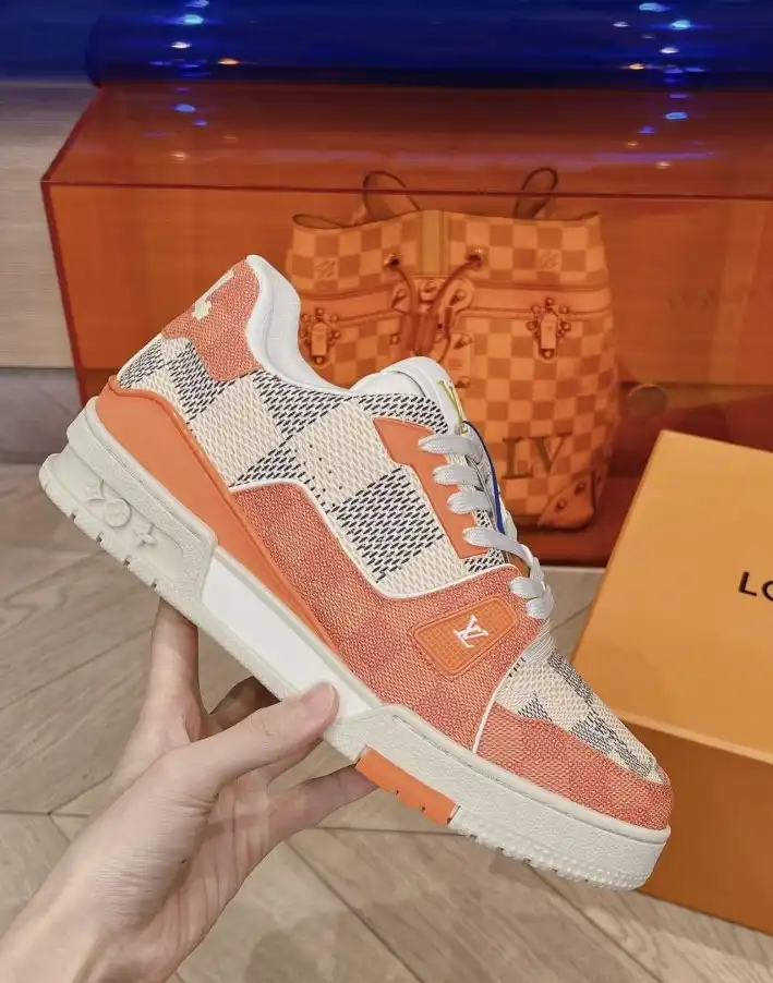 hype Louis Vuitton Sneakers