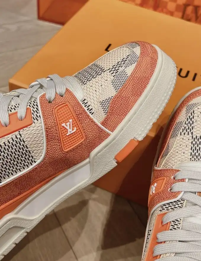 hype Louis Vuitton Sneakers