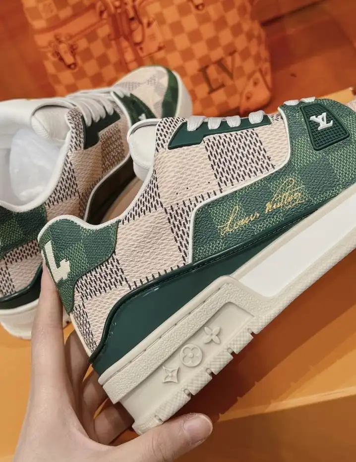 hype Louis Vuitton Sneakers