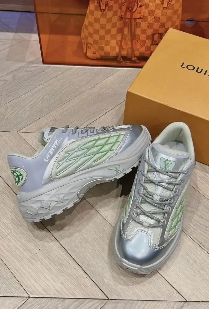 hype Louis Vuitton Sneakers