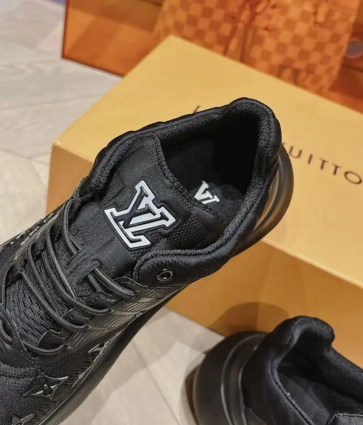 hype Louis Vuitton Sneakers