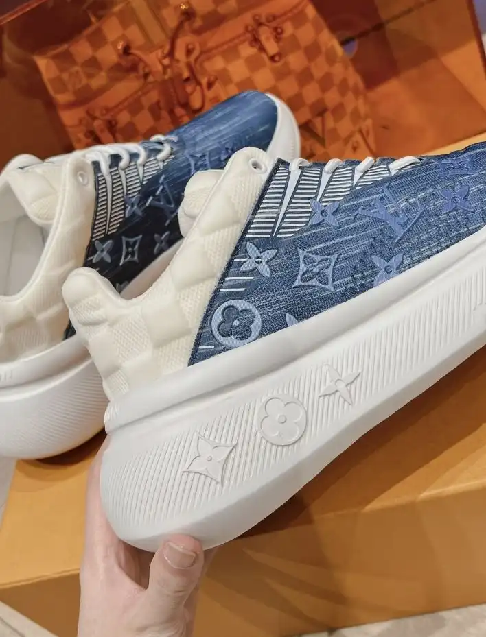 hype Louis Vuitton Sneakers