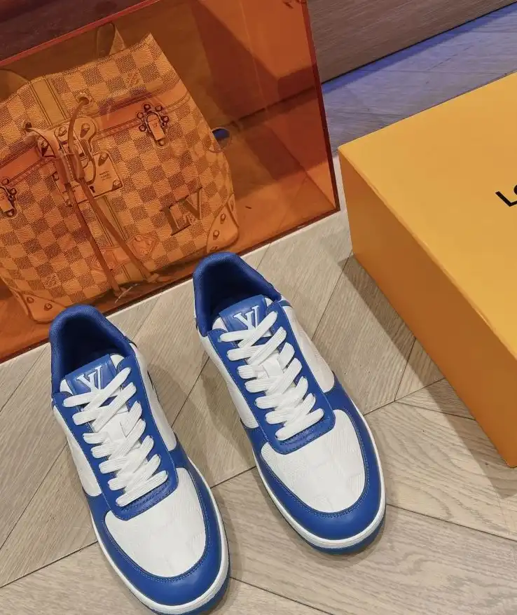 hype Louis Vuitton Sneakers