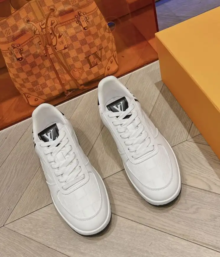 hype Louis Vuitton Sneakers