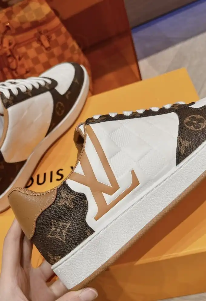 hype Louis Vuitton Sneakers