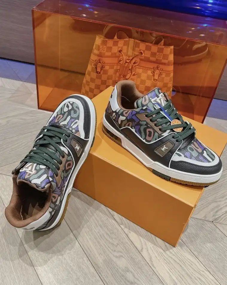 hype Louis Vuitton Sneakers