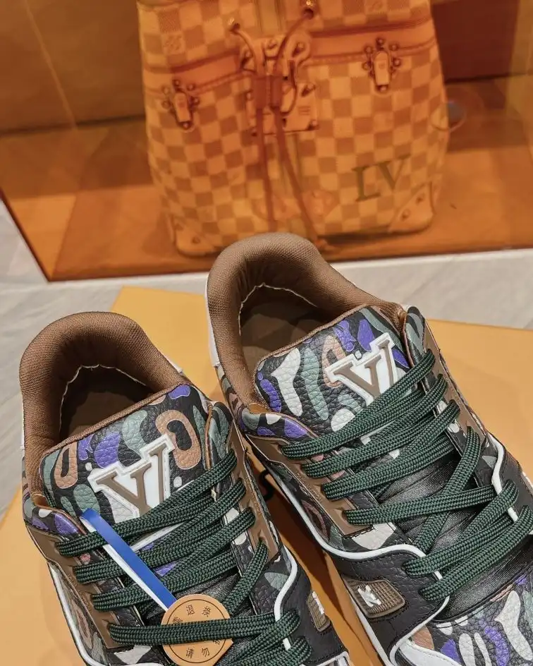 hype Louis Vuitton Sneakers