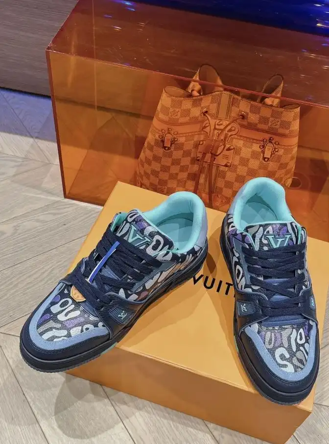 hype Louis Vuitton Sneakers