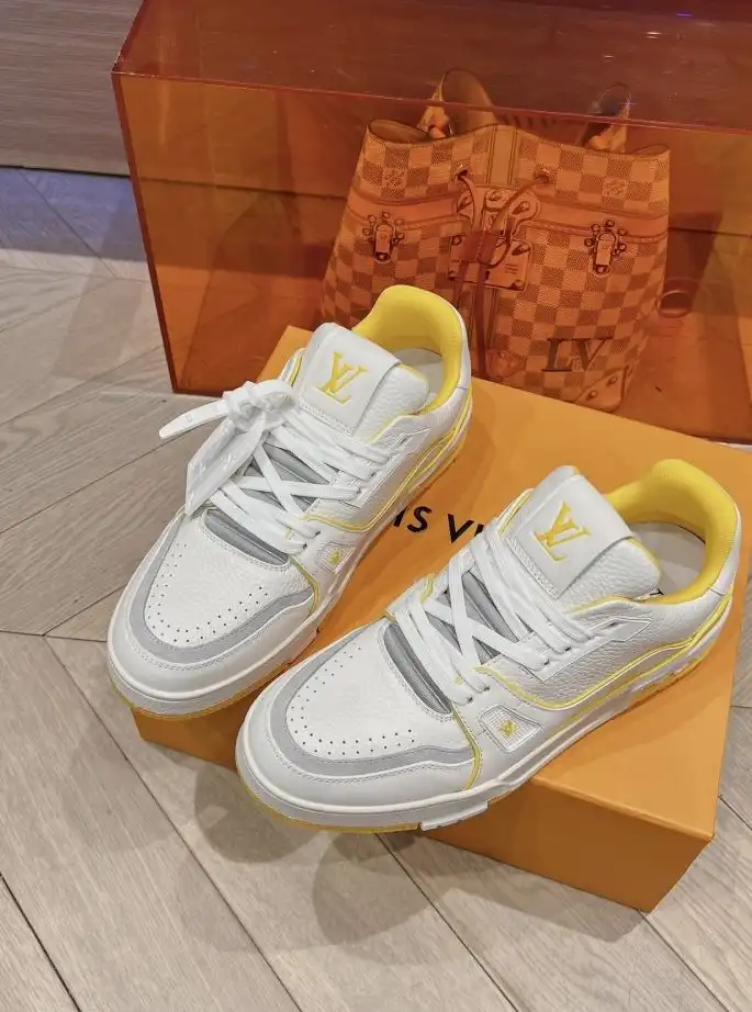 hype Louis Vuitton Sneakers