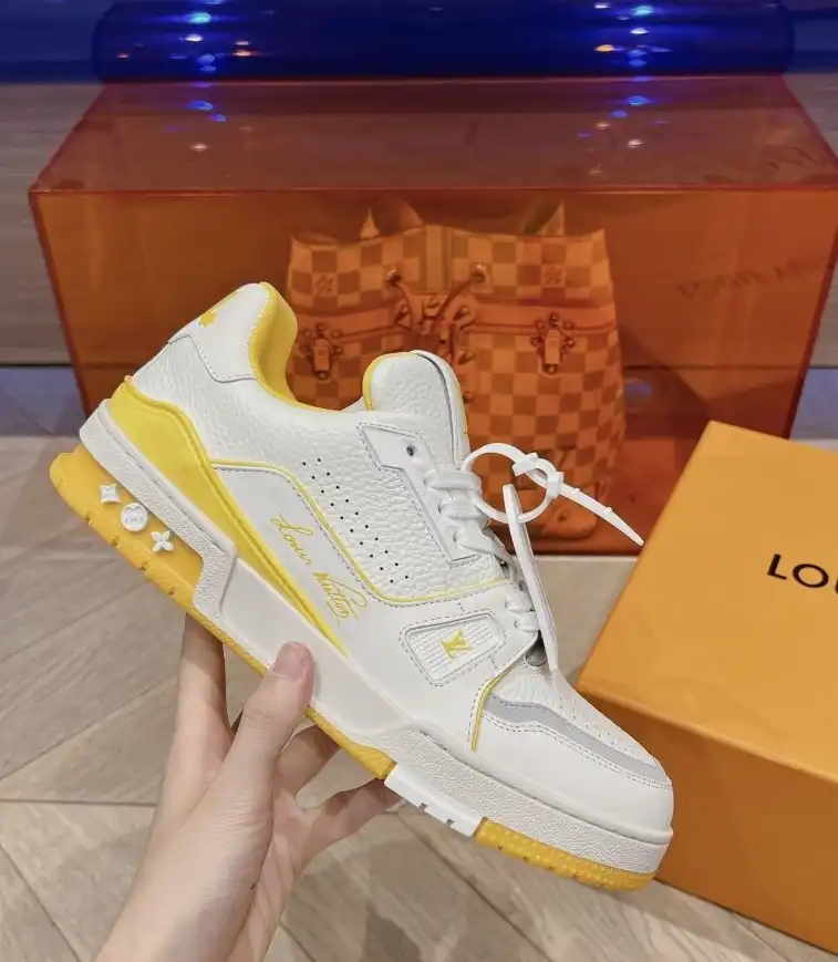 hype Louis Vuitton Sneakers