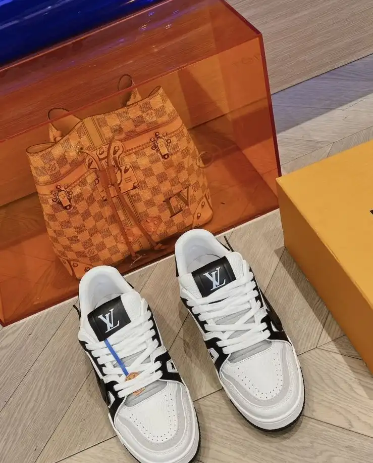 hype Louis Vuitton Sneakers