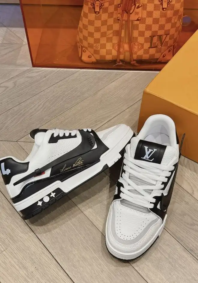 hype Louis Vuitton Sneakers