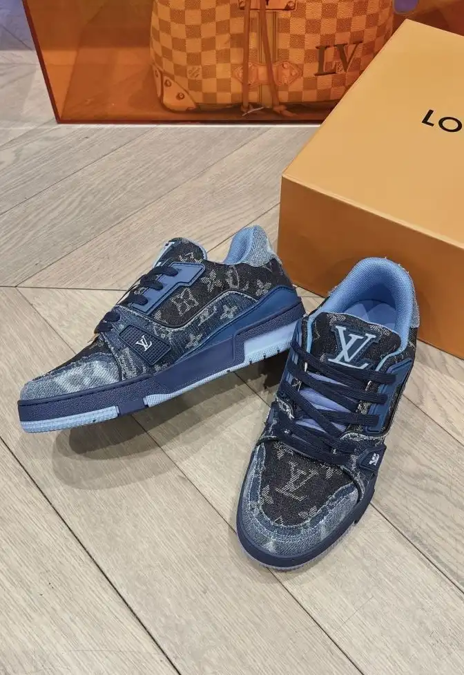 hype Louis Vuitton Sneakers