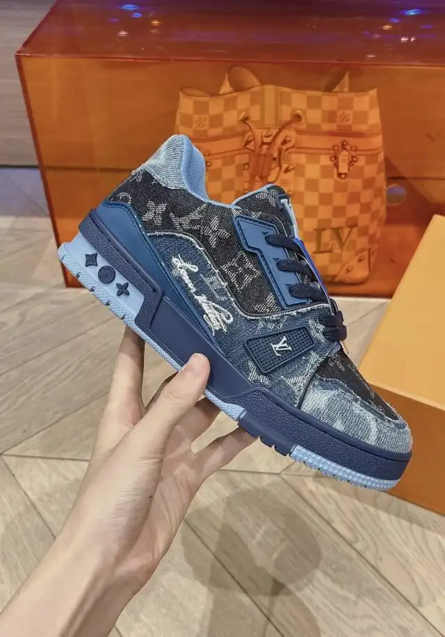 hype Louis Vuitton Sneakers