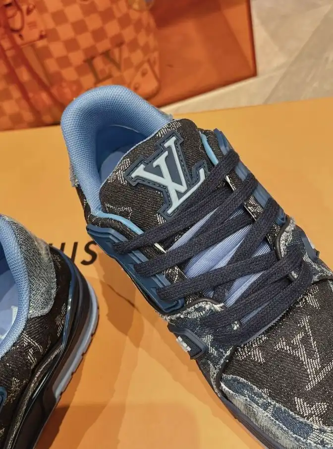 hype Louis Vuitton Sneakers