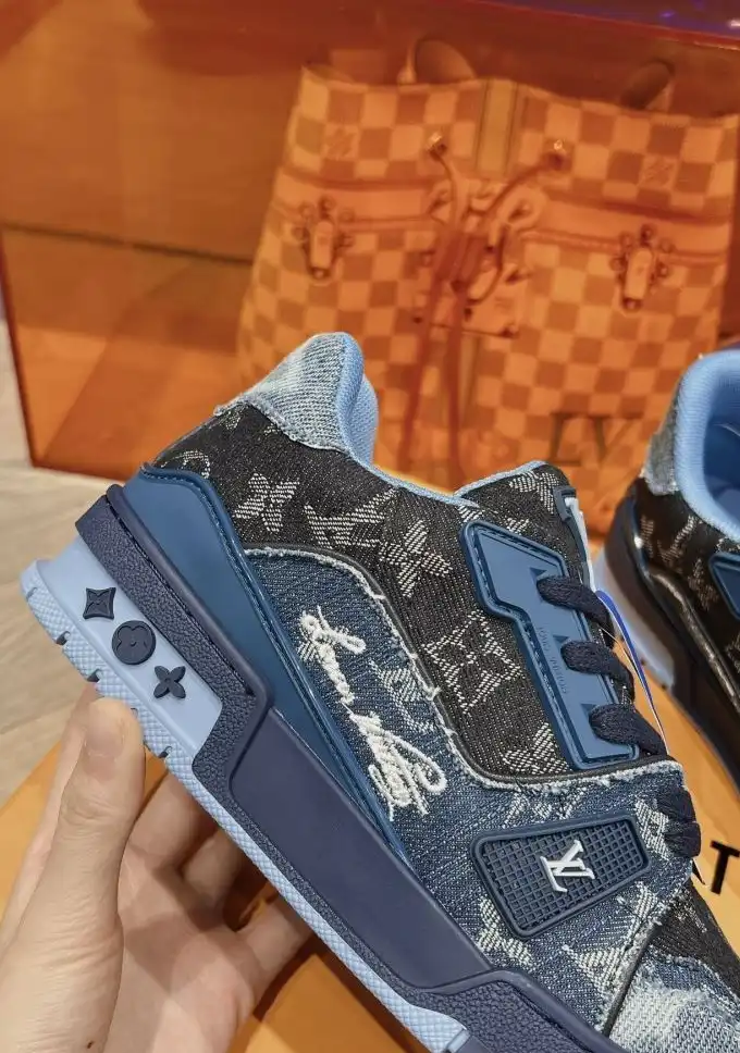 hype Louis Vuitton Sneakers