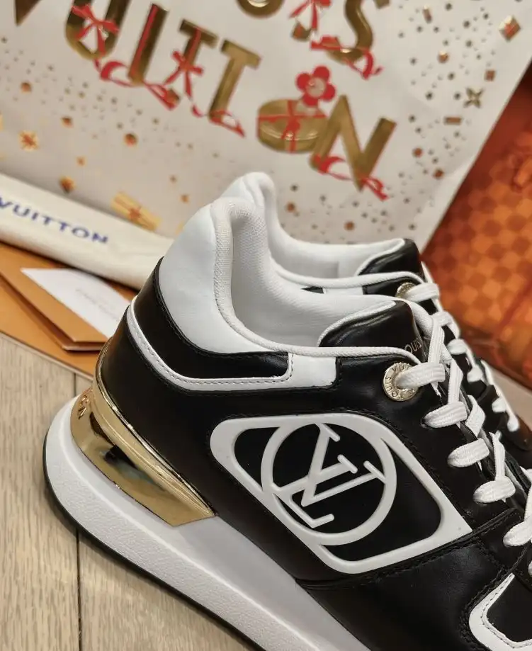 hype Louis Vuitton Sneakers