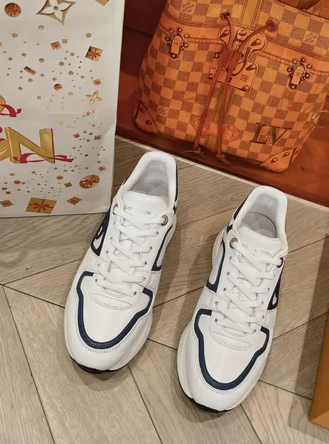 hype Louis Vuitton Sneakers