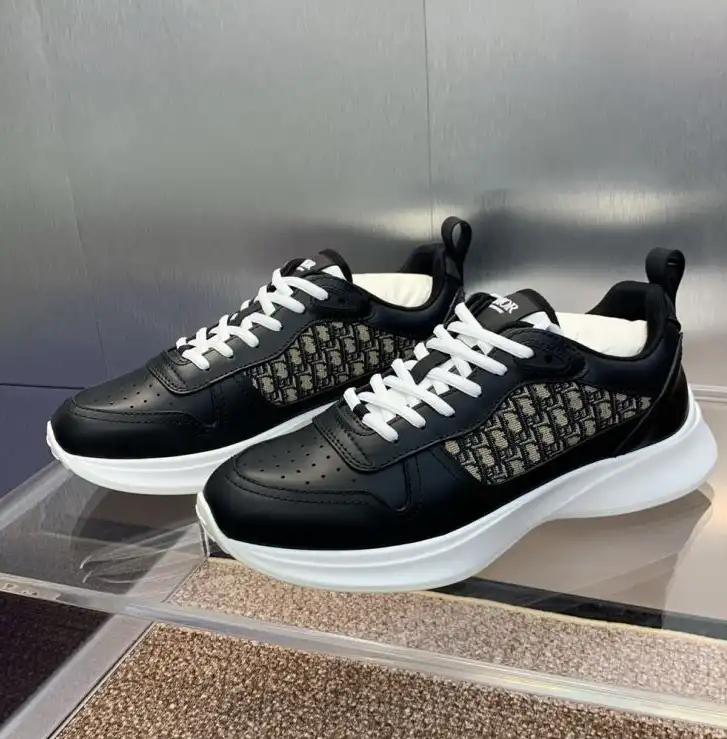 hype Christian Dior Sneakers