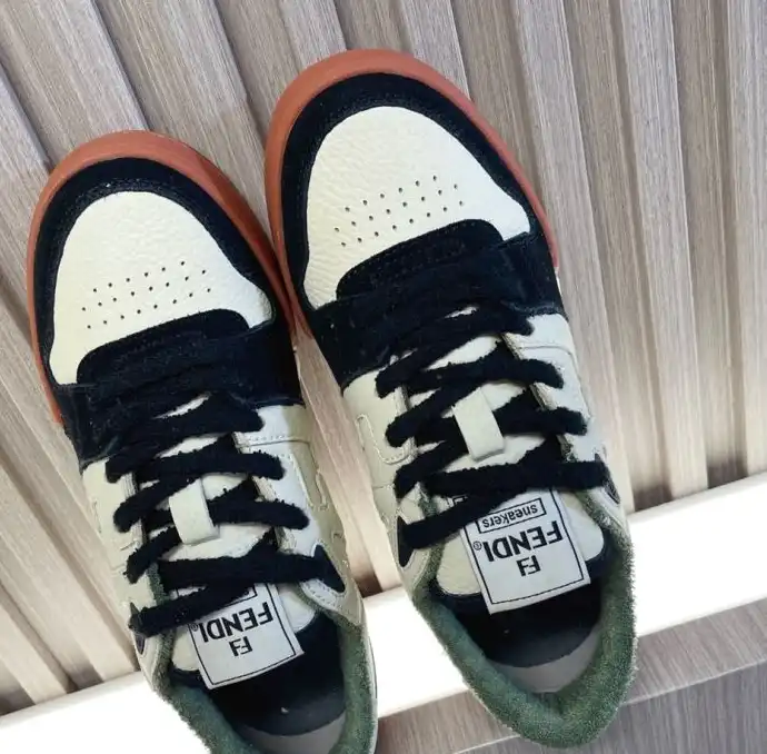 hype Christian Dior Sneakers