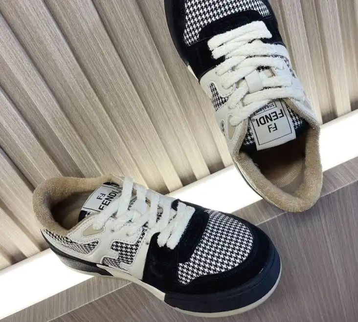 hype Christian Dior Sneakers