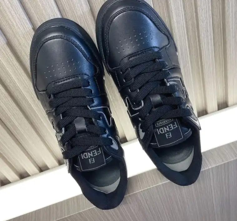 hype Christian Dior Sneakers