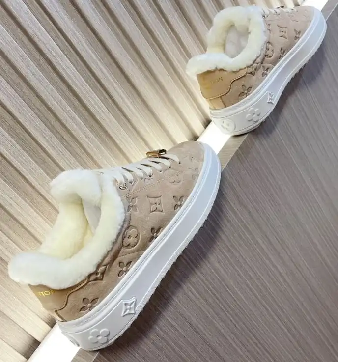 hype Louis Vuitton Sneakers