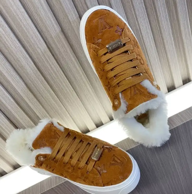 hype Louis Vuitton Sneakers