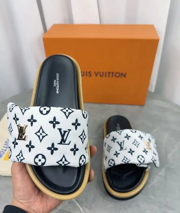 hype LV Slippers