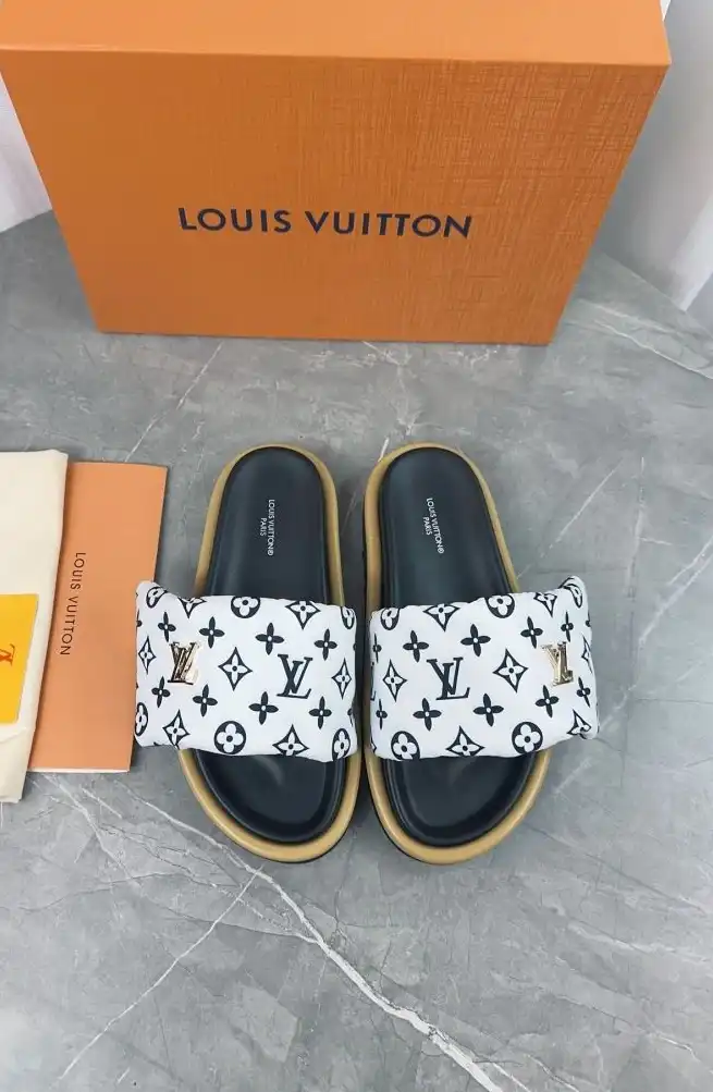 hype LV Slippers