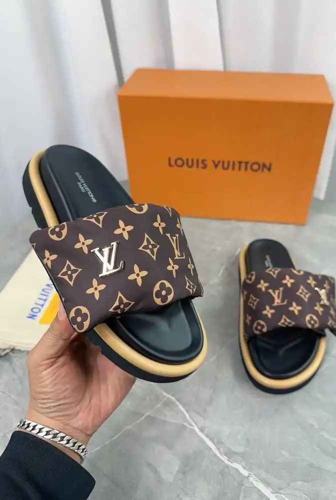 hype LV Slippers