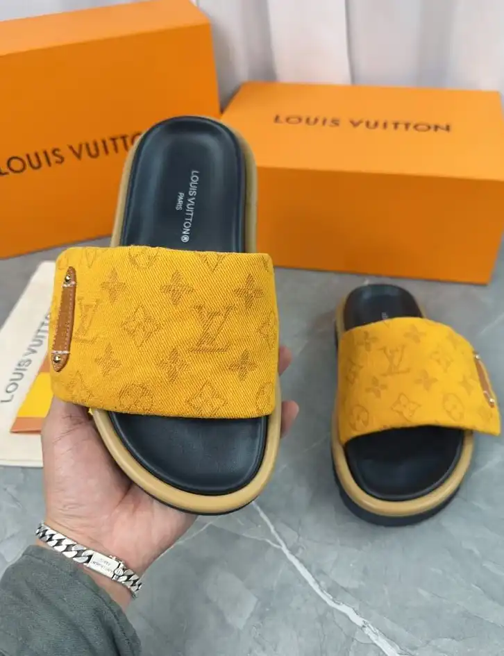 hype LV Slippers