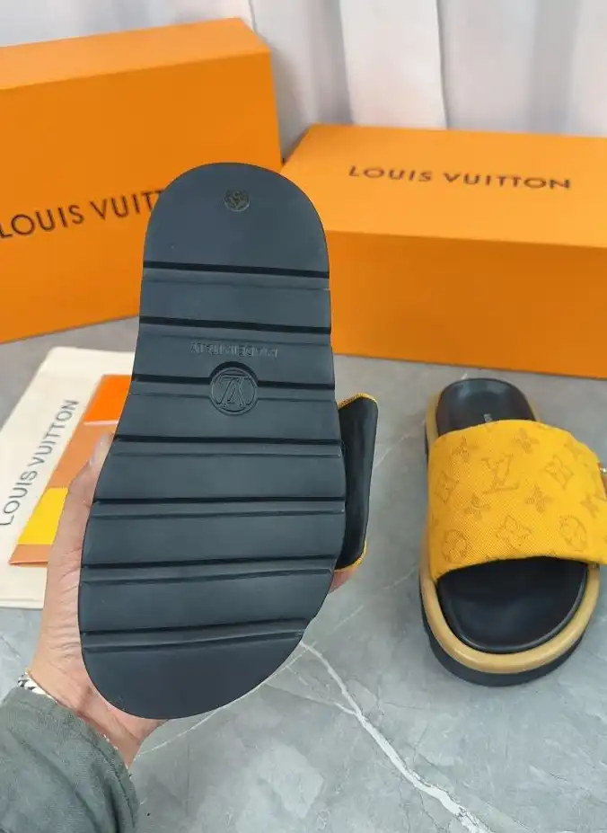 hype LV Slippers