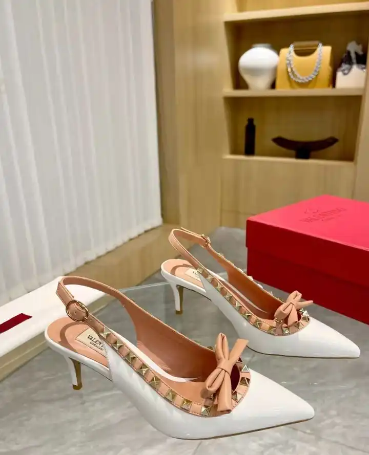 hype Valentino High Heels