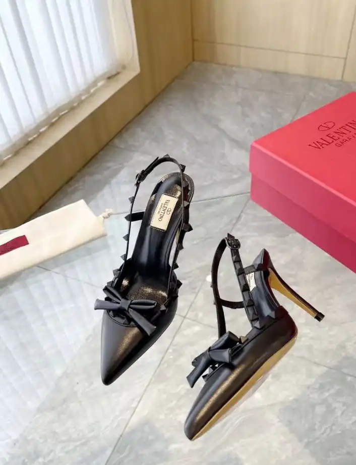 hype Valentino High Heels