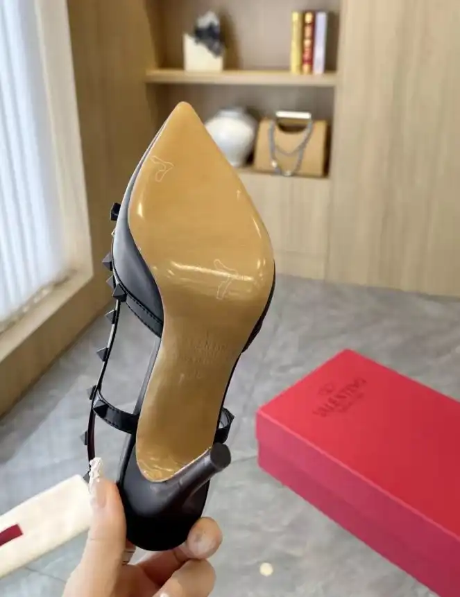 hype Valentino High Heels