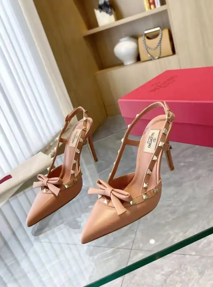 hype Valentino High Heels