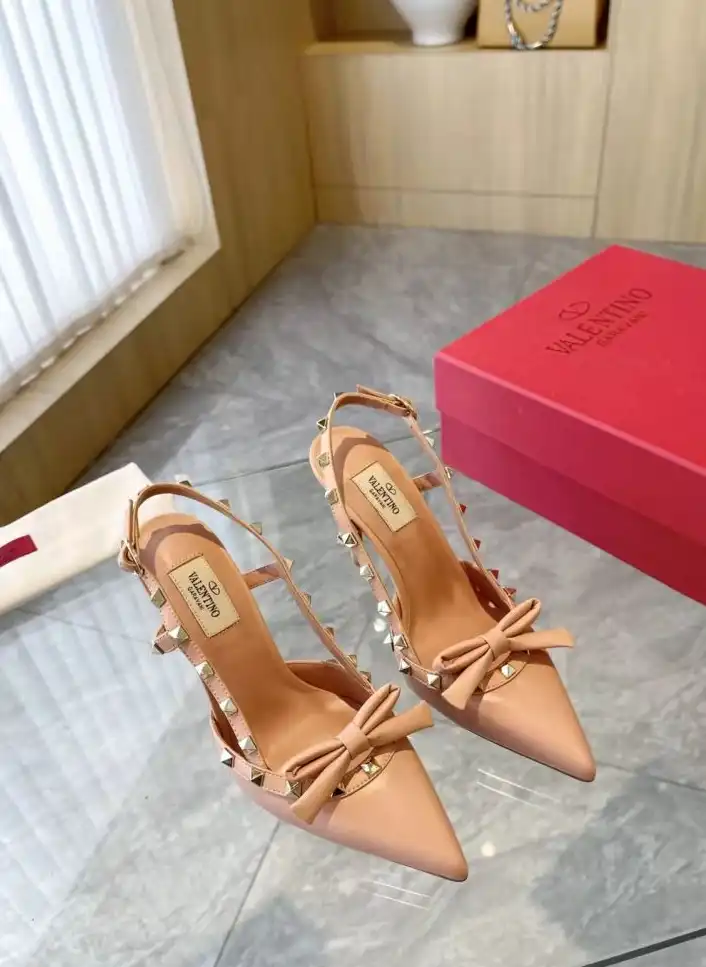 hype Valentino High Heels