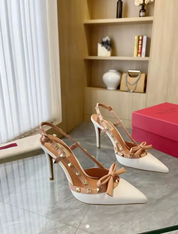 hype Valentino High Heels