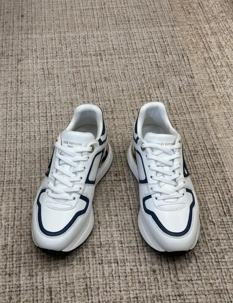 hype Louis Vuitton Sneakers