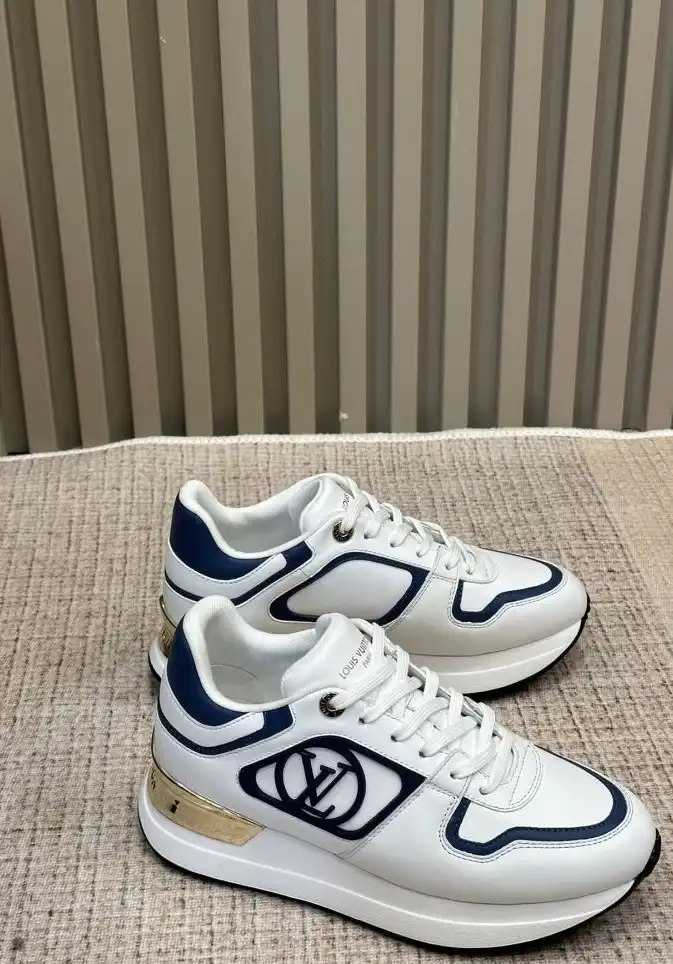 hype Louis Vuitton Sneakers