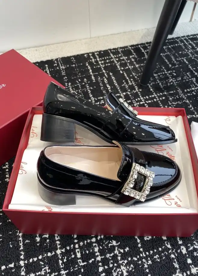 hype Roger Vivier Leather Shoes