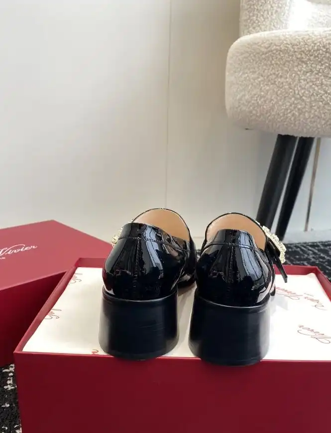 hype Roger Vivier Leather Shoes