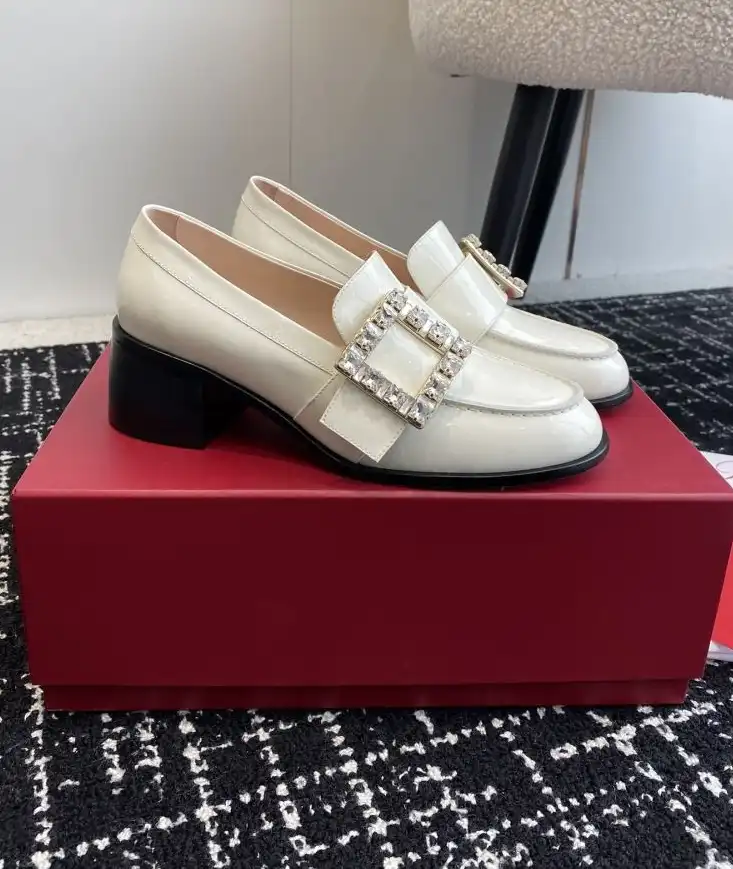 hype Roger Vivier Leather Shoes