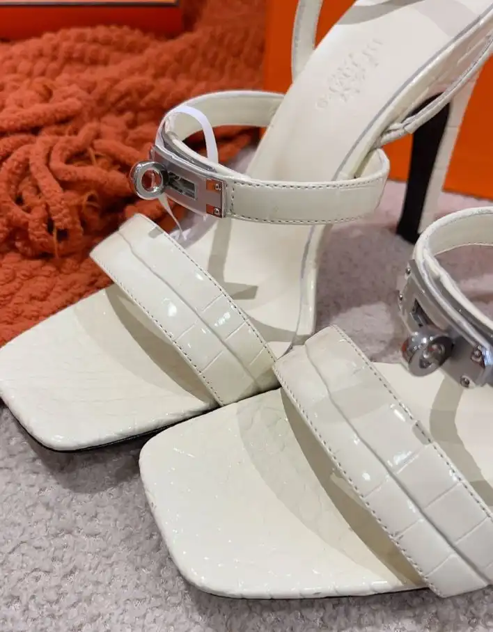 hype Hermes High Heels